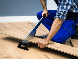 Bodenlegearbeiten in Wolfratshausen Laminat, Vinylboden und Fertigparkett fachgerecht verlegt